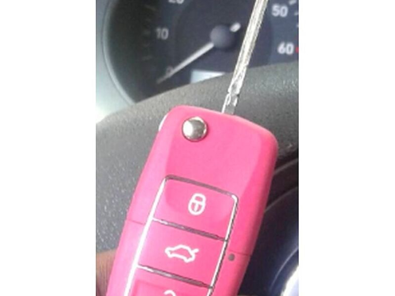 Control Carro Rosado