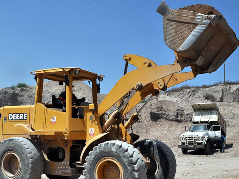 Cargador con ruedas Aguascalientes