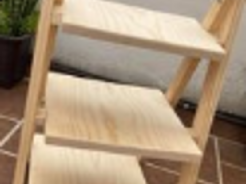  Estantería de madera