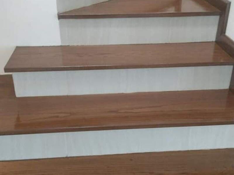 Parquet laminado para escalones México