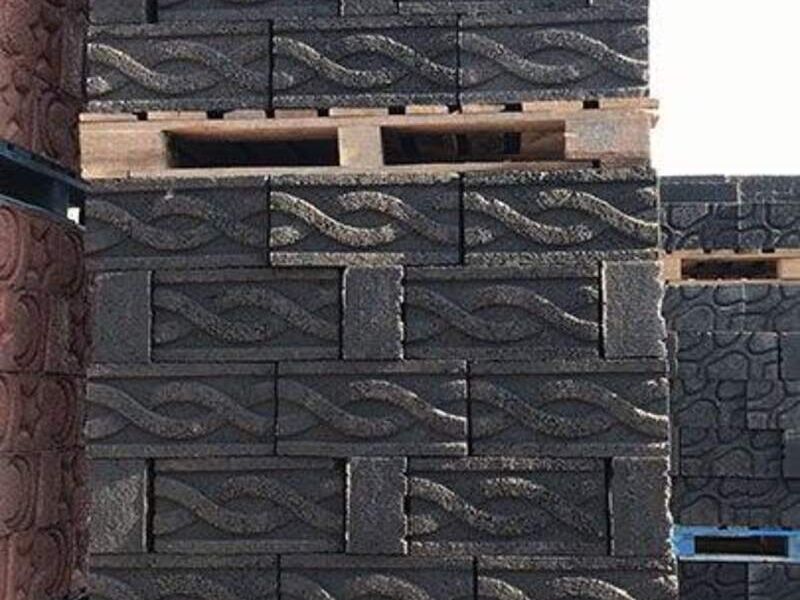 Bloque decorado en figuras 