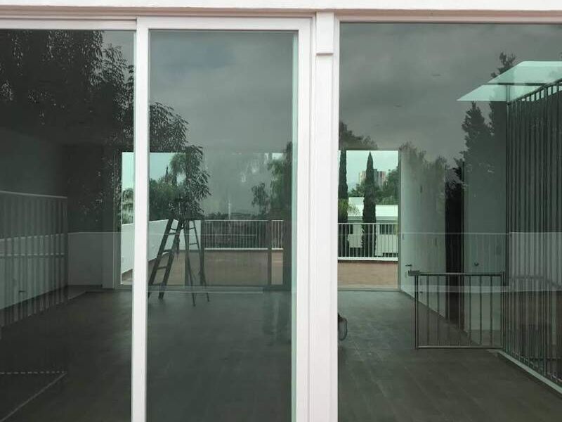 PUERTA CORREDIZA DE ALUMINIO MÉXICO 