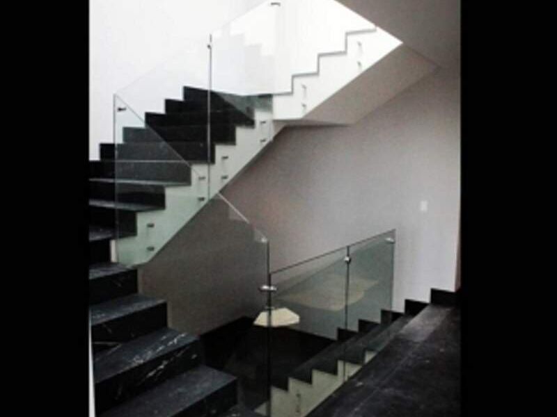 BARANDAL DE VIDRIO TEMPLADO 2 CDMX