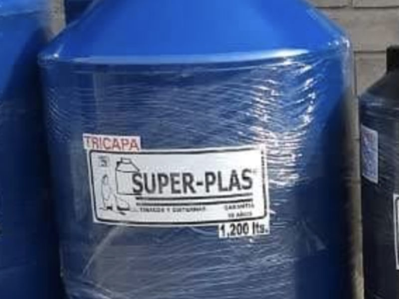 Cisterna 1200lts Super plast México