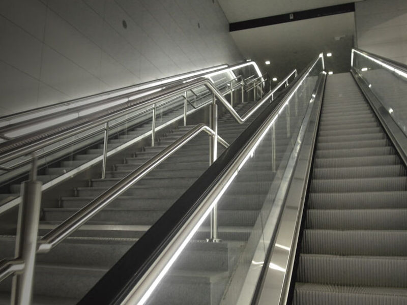 Escaleras mecánicas espacios públicos CDMX