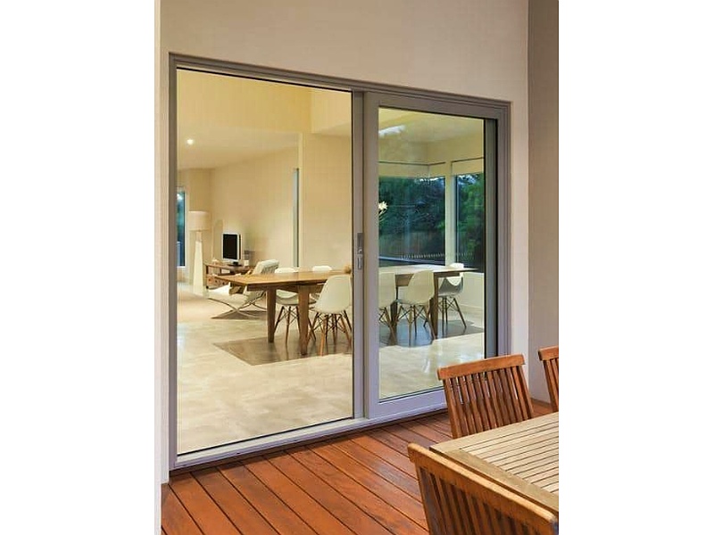 puerta de cristal corredera aluminio México MARCA PREFABRICADOS S.A. DE C.V.