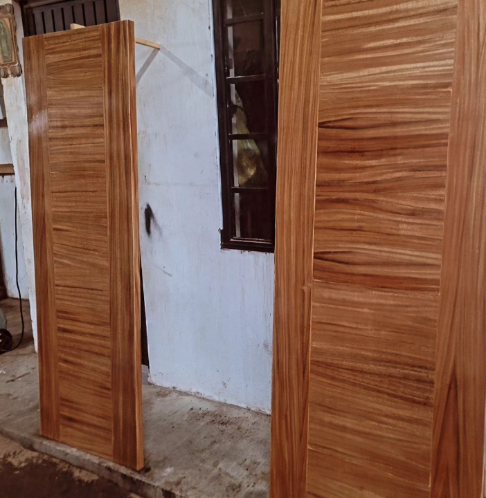 Puertas Chapa de Parota con marco solido de Parota México