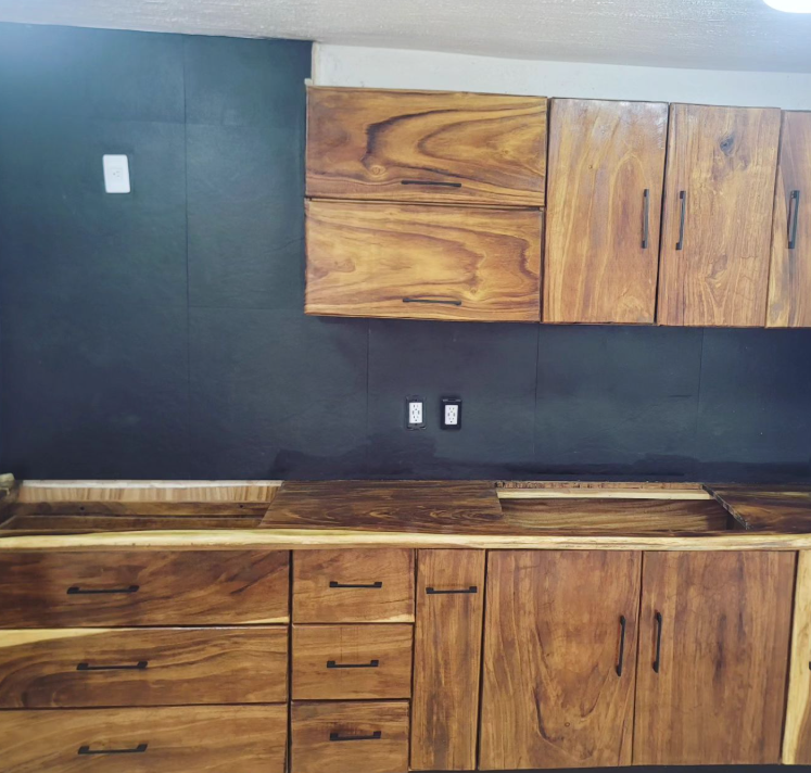 Cocina en parota solida México