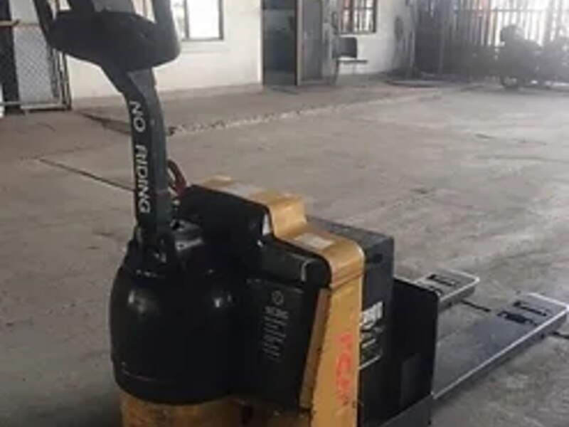 Montacarga TCM Mexicali Avimaq