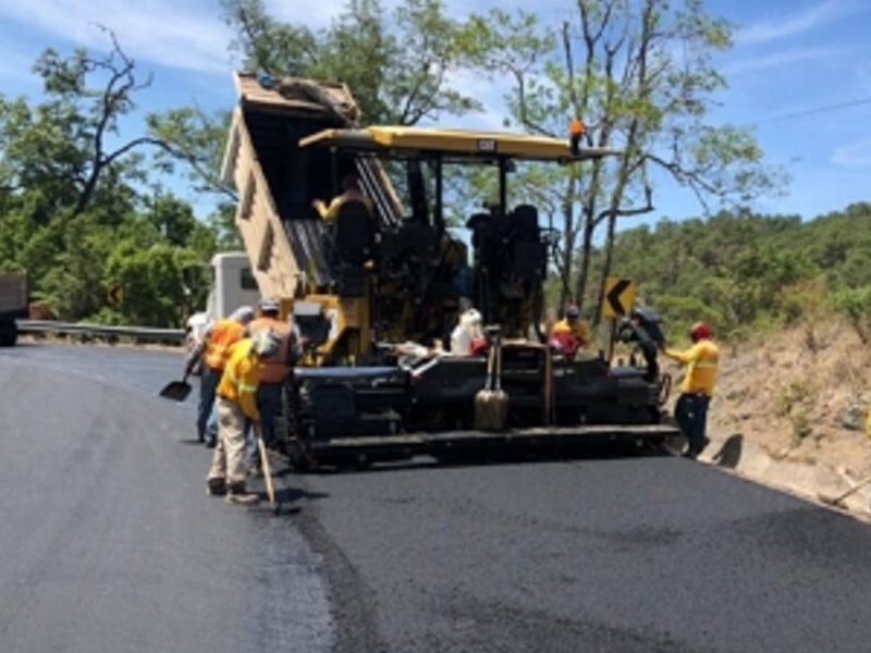 Construcción de vías asfálticas