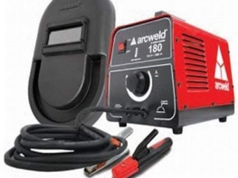 SOLDADORA LINCOLN ARCWELD 180