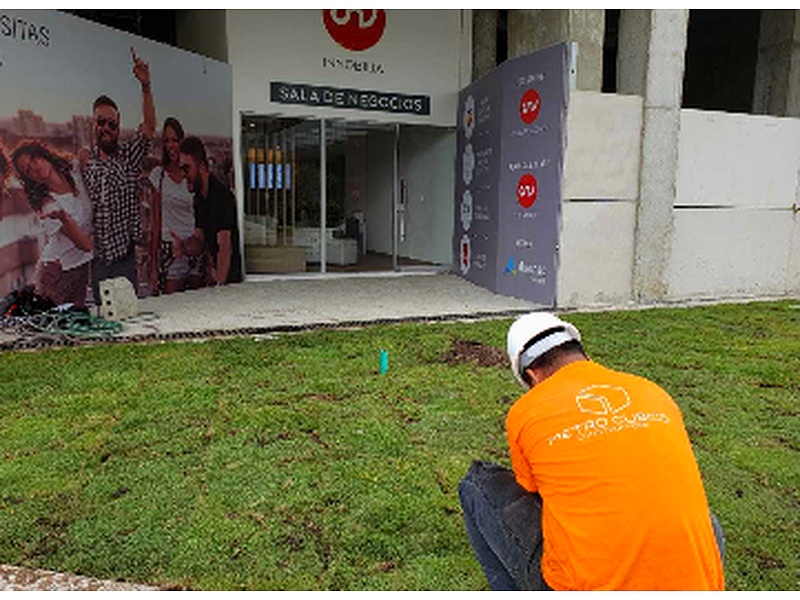 Instalacion de cesped sintetico para edificaciones México METRO CUBICO Y ARQUITECTOS S.C.