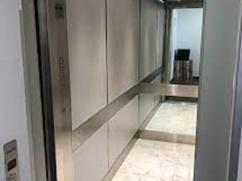 Elevadores camilleros equipo en México