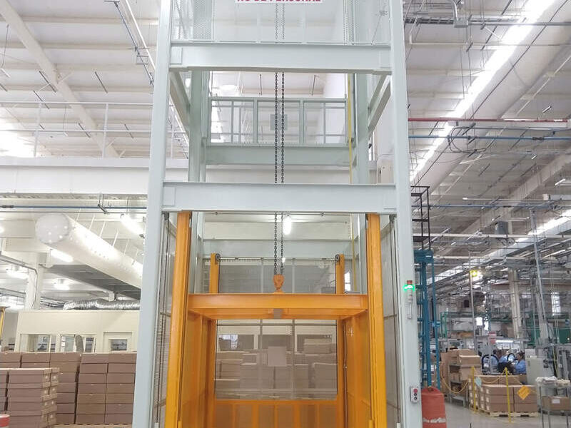 Elevador de carga industrial Ciudad de México