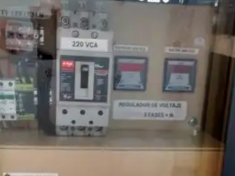 Regulador trifásico CDMX