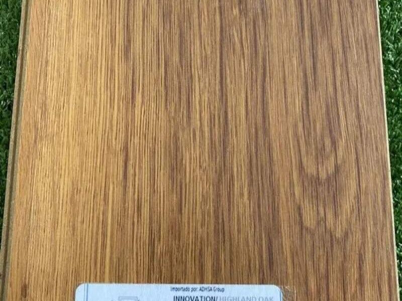 Piso laminado amarillo/rayas café CDMX
