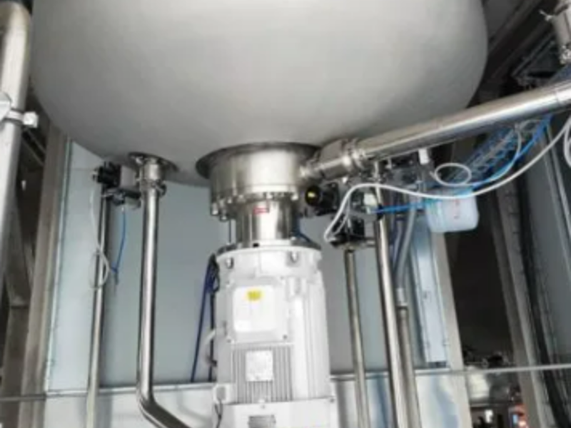 Emulsionador de fondo con recirculación