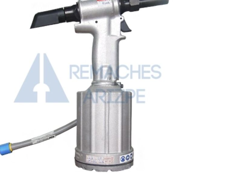 Remachadora neumática plateada en Monterrey