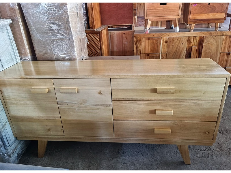 Mueble de madera para cocina, México