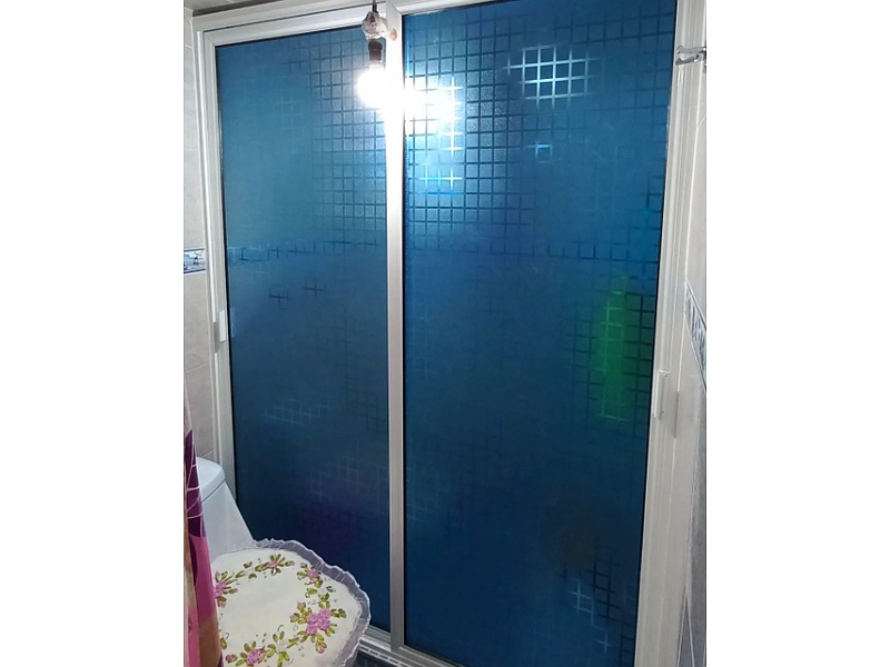 Cancel de baño aluminio blanco México Diseño en Aluminio y Melamina