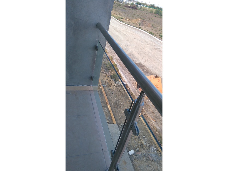 pasamano de acero Monterrey Puertas y Ventanas Aluminios joskar