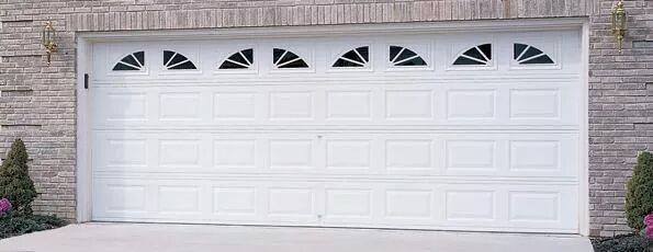 Puerta Eléctrica de Garage Blanca México