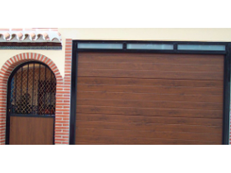 Puerta seccional para garage de casas México Puertas Automáticas Dimo 