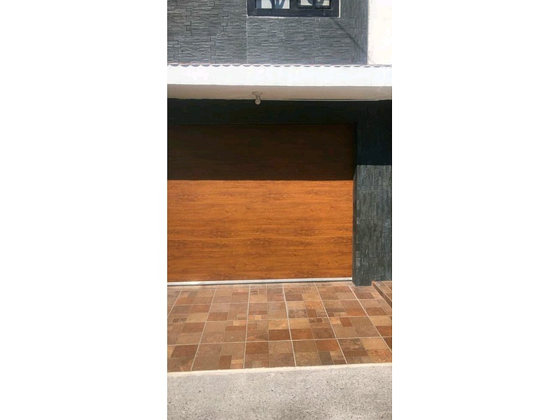 Puerta eléctrica de garage México