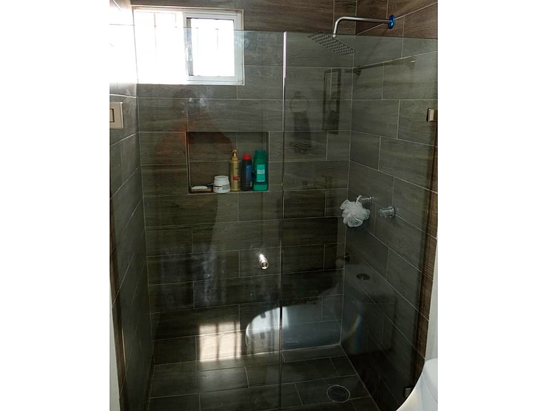 Puerta de Baño Mexico