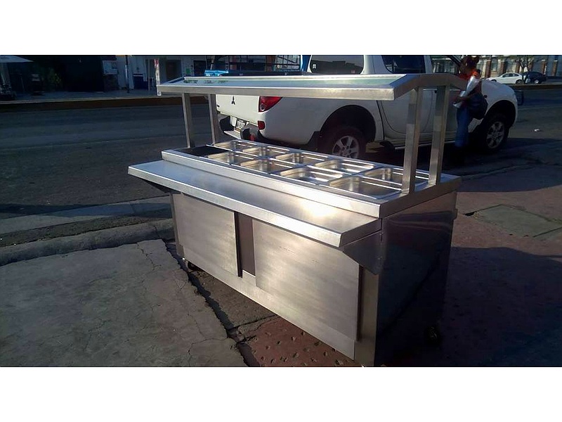 Mueble buffetero en acero inoxidable México