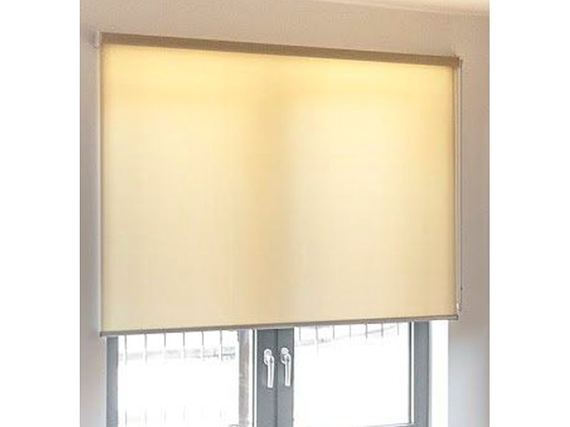 Cortina enrollable color crema Mexico