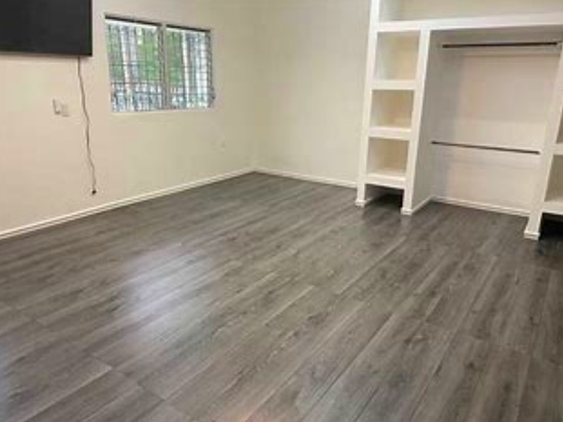 Piso laminado gris México