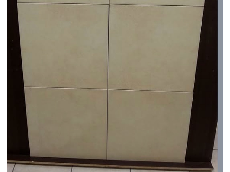 Piso Velvet Marfil 45x45 México