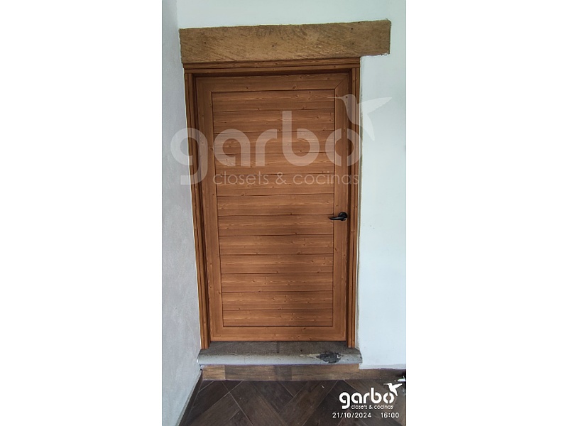 PUERTA DE INTERCOMUNICACIÓN EN PVC COLOR RUSTICO MÉXICO