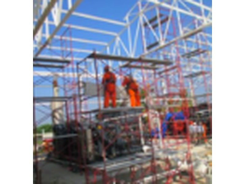 Instalación de estructuras metálicas en techo México CONSTRUCCIONES ARRENDAMIENTI