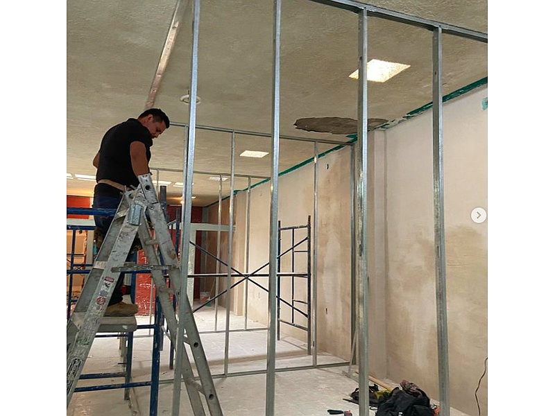 Instalación de aluminio estructural México
