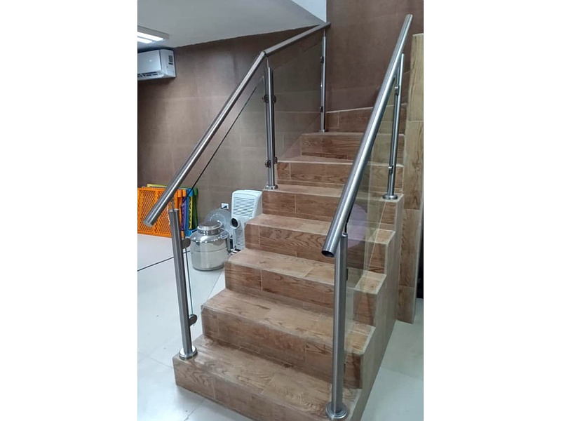 Pasamanos de Aluminio Gris México