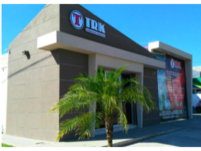 Instalación de ventanería con aluminio para edificios México TRK TABLAROCA + ALUMINIO