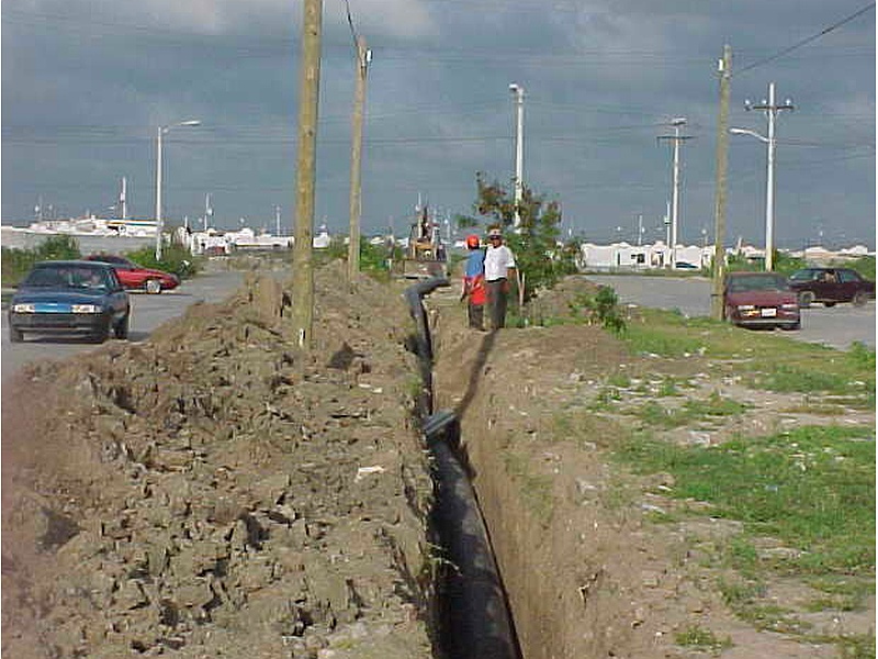 EXCAVACION PARA TUBERIAS MEXICO