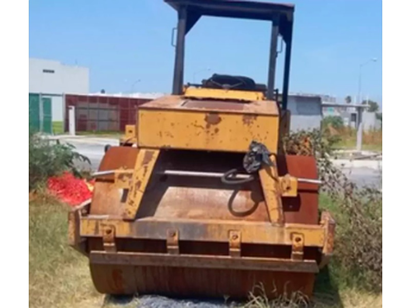 VIBROCOMPACTADOR 15° DYNAPAC CA 15 MEXICO