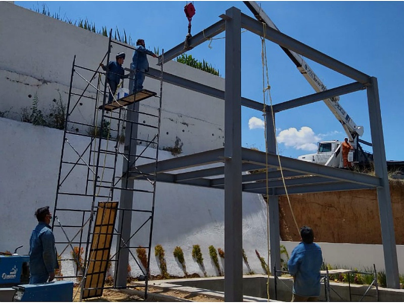 Instalación de estructuras metálicas México