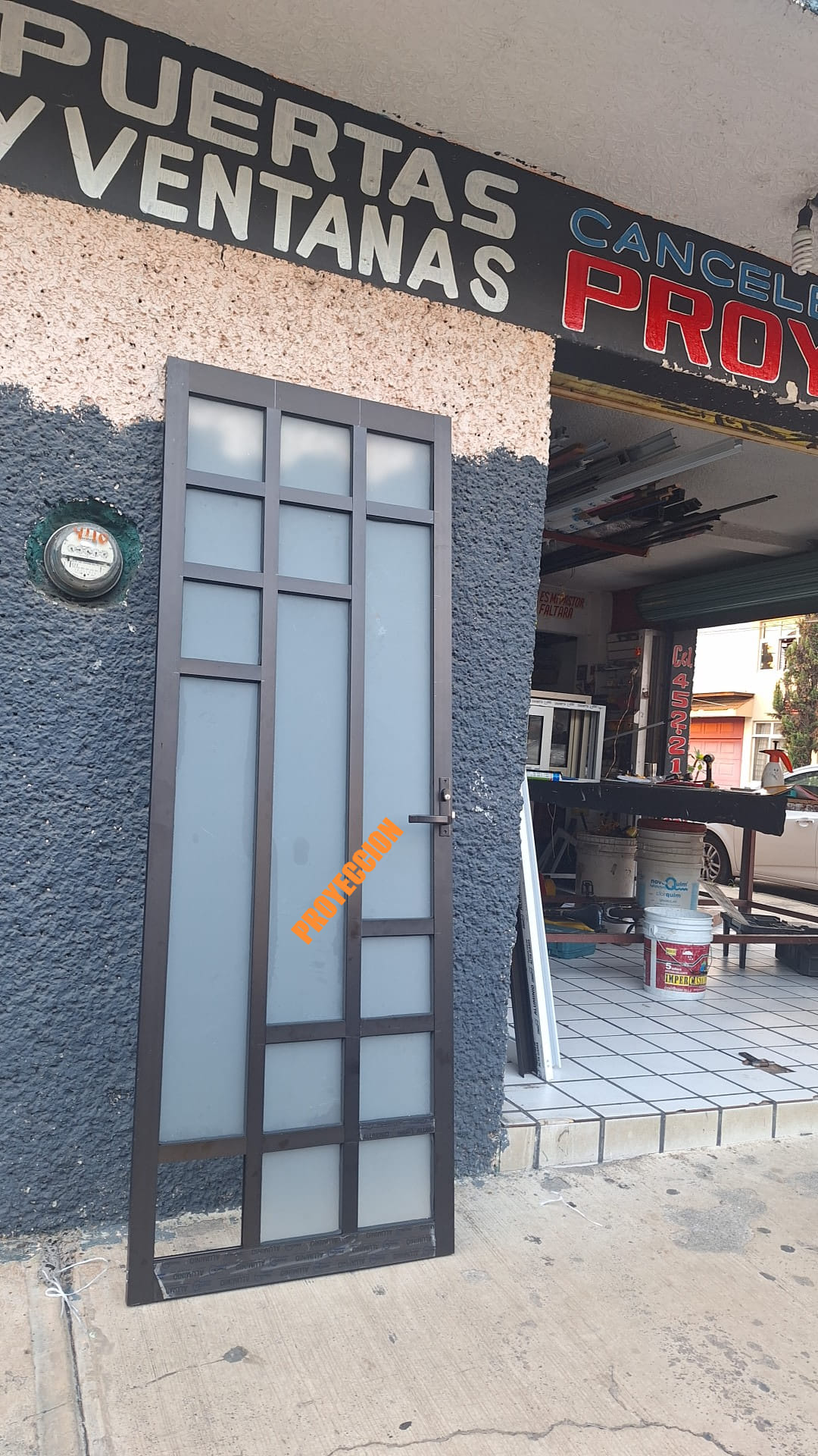 Puerta Metálica de Aluminio con Vidrio México