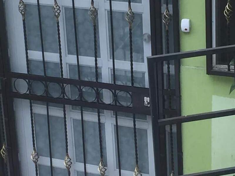 Barandal de acero para puerta Mexico