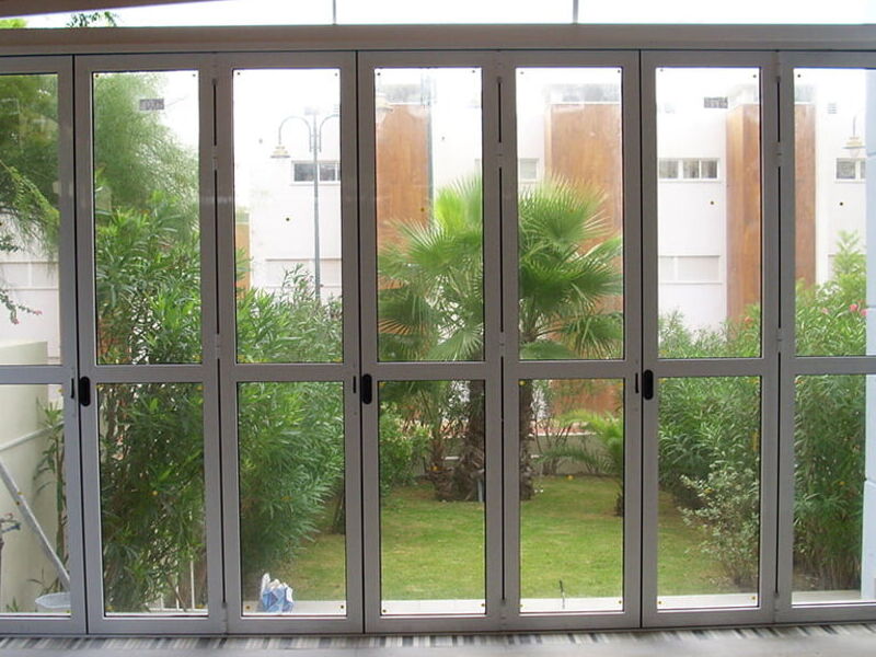 Ventana Aluminio Blanca En Vista Hermosa - Construex México