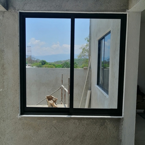 Vidrio y Aluminio Rey Jesús