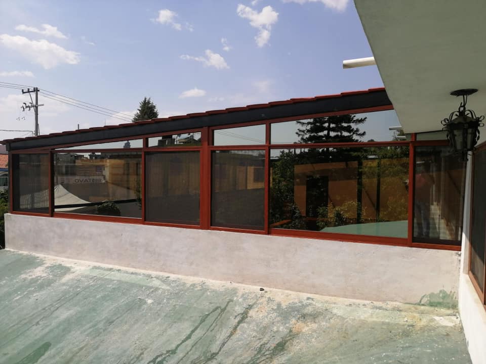 Ventana de 3" en Tono Madera Mexico