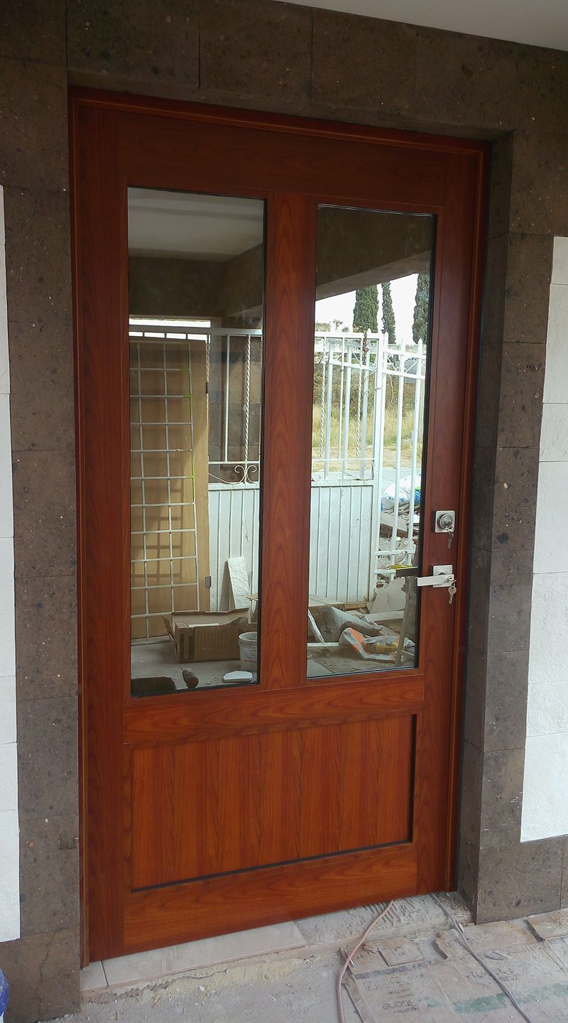 Puerta de Madera con Vidrio México