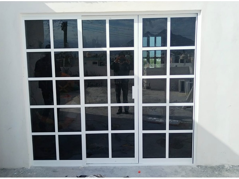 Puertas corredizas en aluminio México