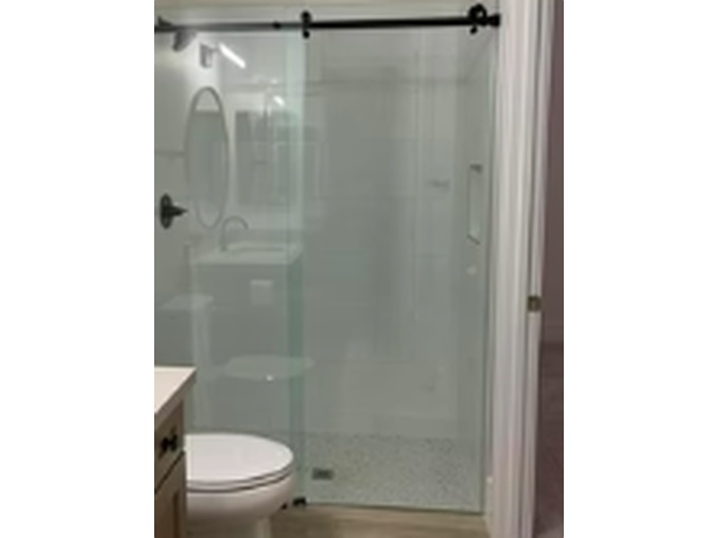 Cancelerías de vidrio en baño México HERRAJES ALUMINIO CRISTAL TEMPLADO PUERTAS Y VENTANAS