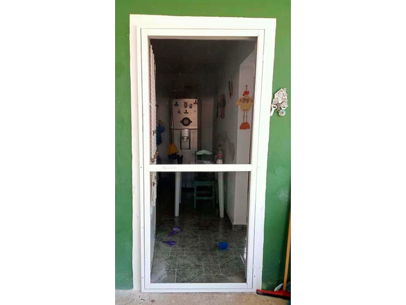 Instalacion de puertas de aluminio Mexico